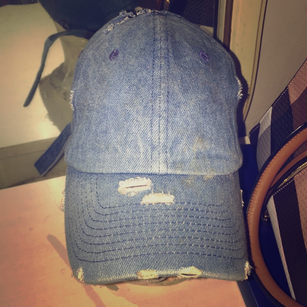 DENIM HAT